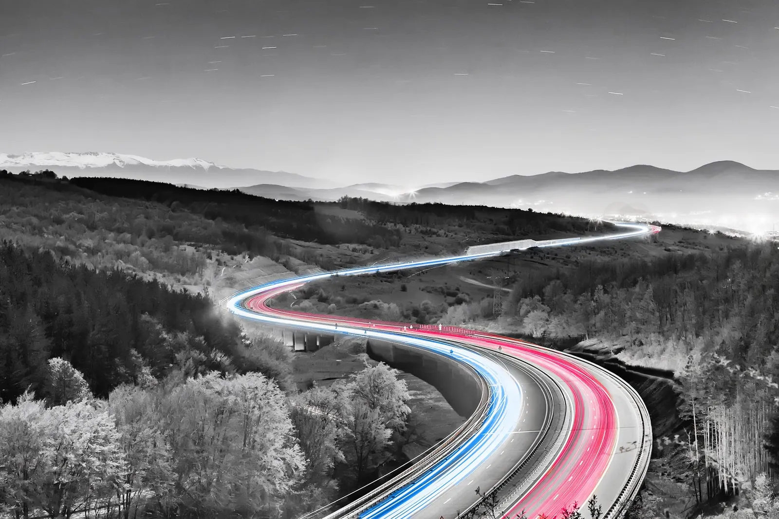 LKW-Flotte der GV Trucknet Gruppe auf dem Betriebshof
